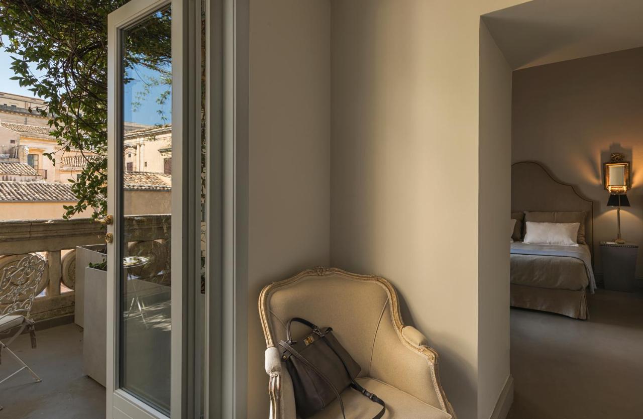 Seven Rooms Villadorata Noto Exterior photo