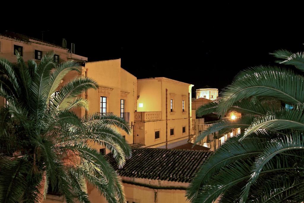 Seven Rooms Villadorata Noto Exterior photo